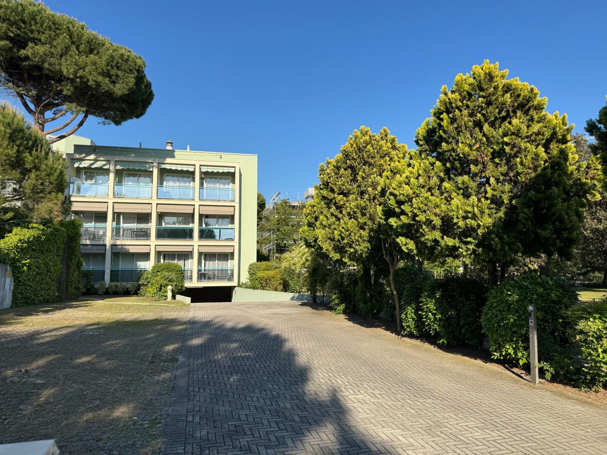 Residence Pinewood Bibione Exteriör bild